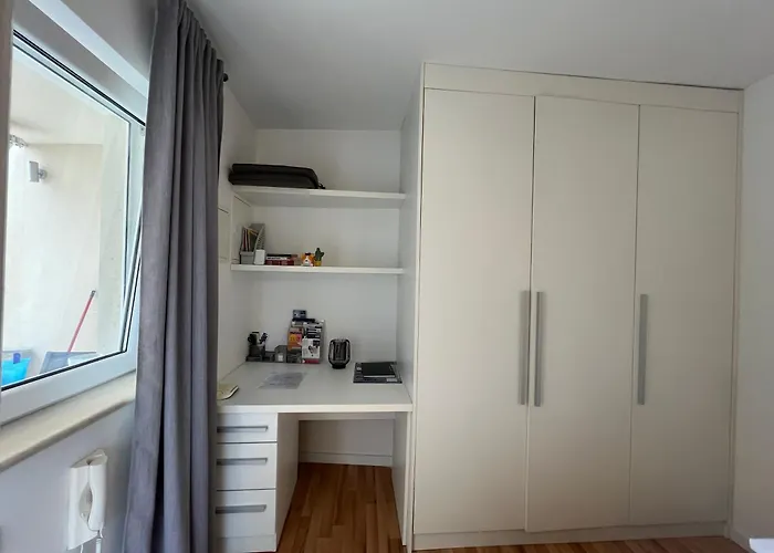 公寓 Annette - And Two Bedroom With Parking