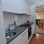 Annette - And Two Bedroom With Parking Dubrovnik