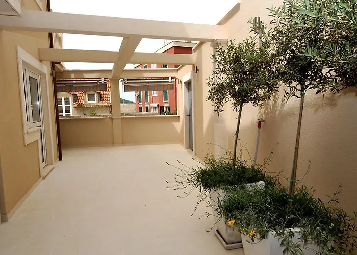 Apartman Annette - And Two Bedroom With Parking *