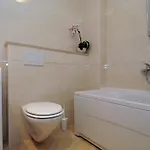 Annette - And Two Bedroom With Parking Appartamento *