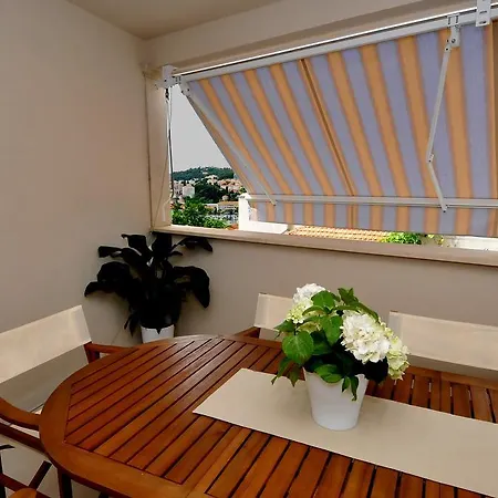 公寓 Annette - Or Two Bedroom With Parking